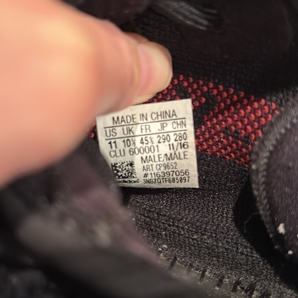 Adidas Yeezy 350 V2 Bred Boost - Picture 9 of 9